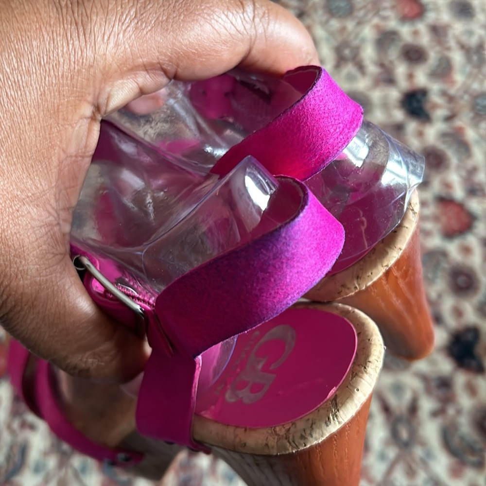 Gianni Bini Fuschia Flame Retro Glam Wood Block Heels - Picture 5 of 8